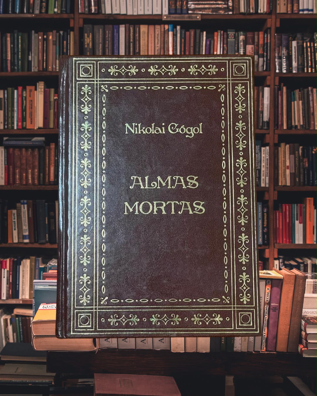 “Almas Mortas” — Nikolai Gógol